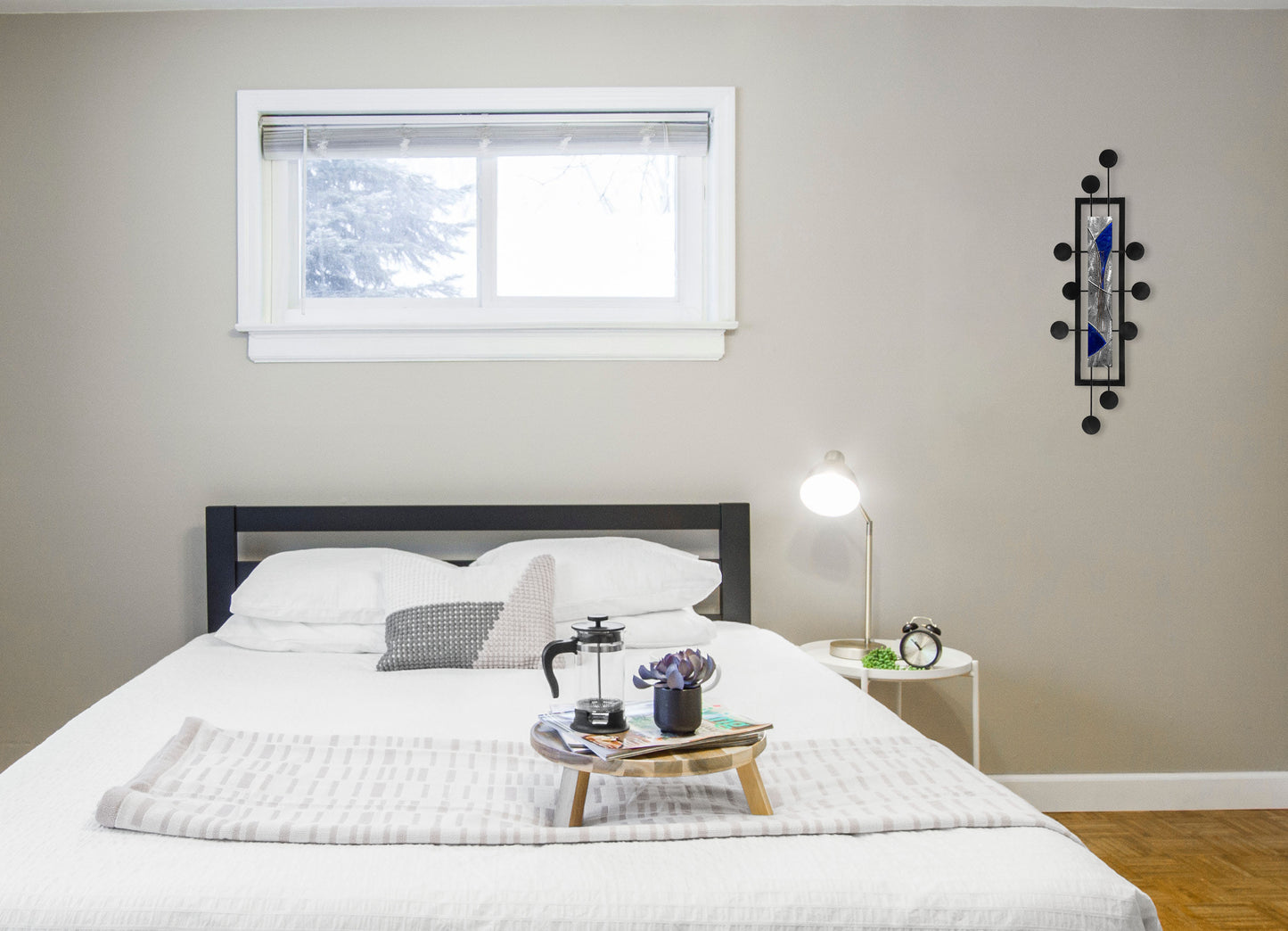 Space Hub Geometric Metal Wall Decor