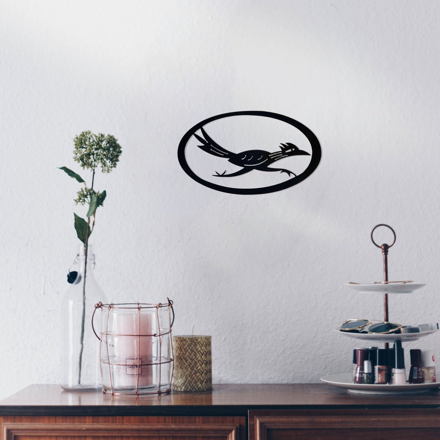 black-road-runner-oval-over-makeup-table-scaled-1