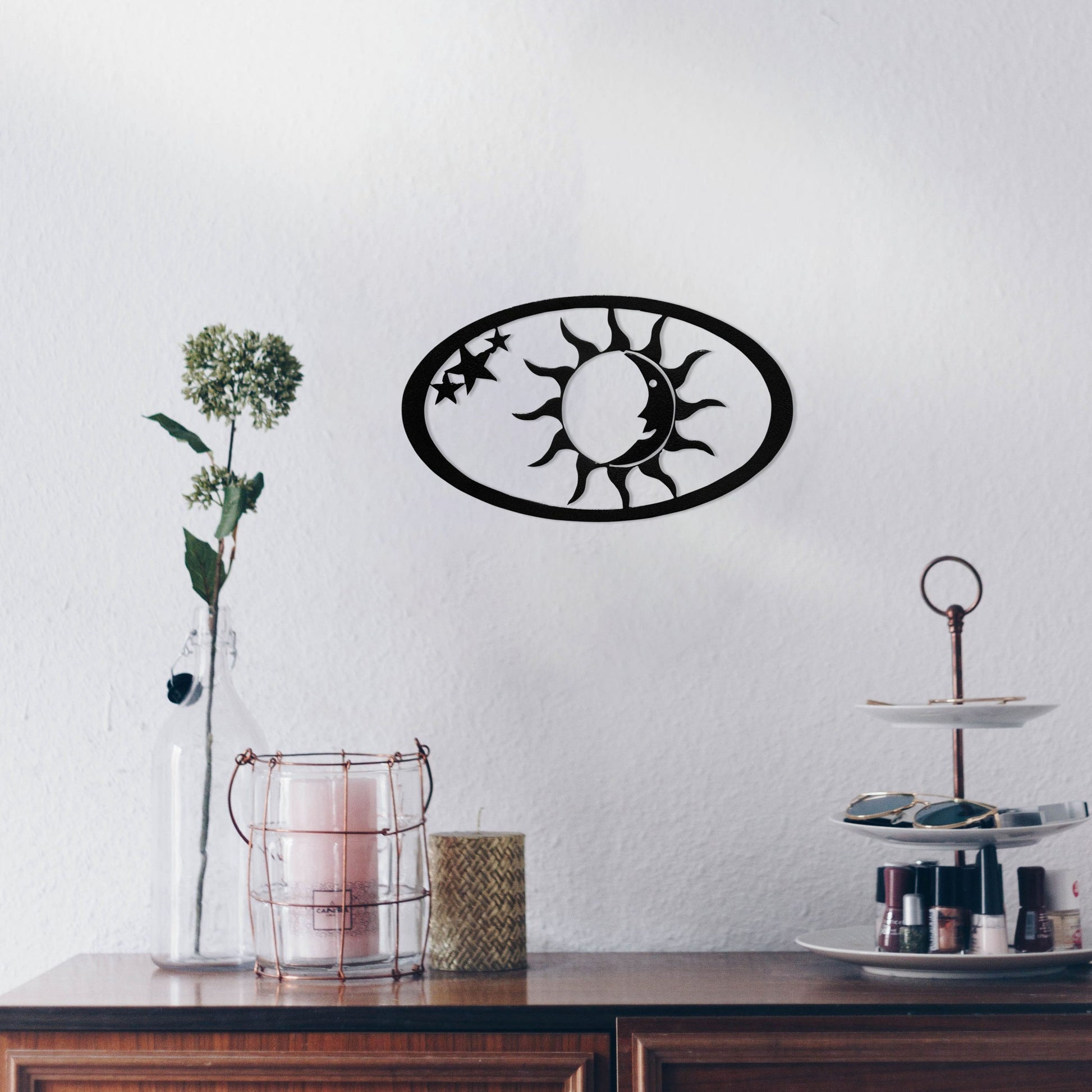 black-sun-oval-over-makeup-table-scaled